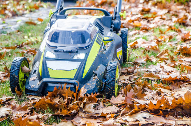 How to keep leaves from blowing out from mower deck